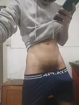 Snapshot of ColouredPapi chatting on August 4, 2:37 am ColouredPapi online show from August 4, 2:37 am