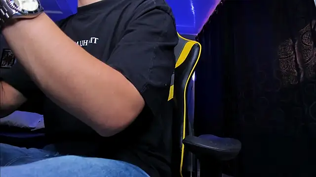 alexgiraldo   online show from November 10, 12:48 pm