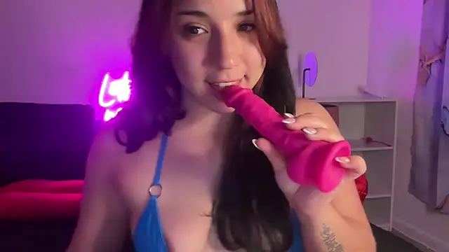 Snapshot of nina_lovez chatting on September 10, 1:38 am nina lovez online show from September 10, 1:38 am