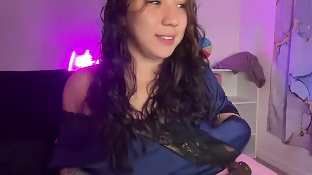 Snapshot of nina_lovez chatting on October 20, 1:06 am nina lovez online show from October 20, 1:06 am