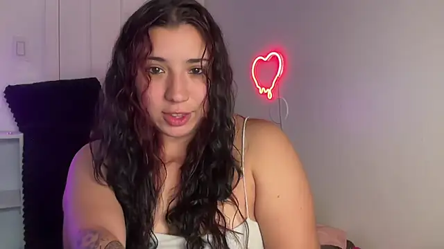 Snapshot of nina_lovez chatting on October 24, 1:13 am nina lovez online show from October 24, 1:13 am