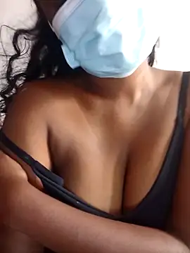 MickMicky online show from March 18, 3:31 am