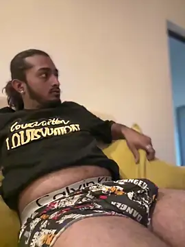 seenu2101 online show from March 12, 6:36 pm