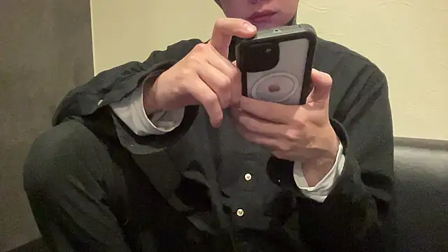 ko-ki012 online show from October 19, 5:35 pm