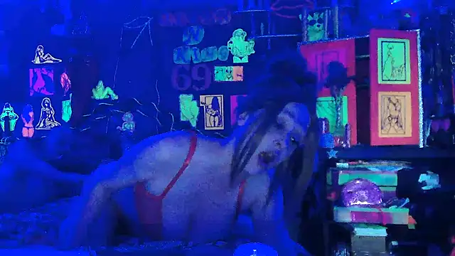 Snapshot of Splash_Queen420 chatting on May 2, 5:51 pm Splash Queen420 online show from May 2, 5:51 pm