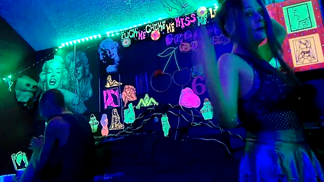 Snapshot of Splash_Queen420 chatting on July 19, 11:14 am Splash Queen420 online show from July 19, 11:14 am