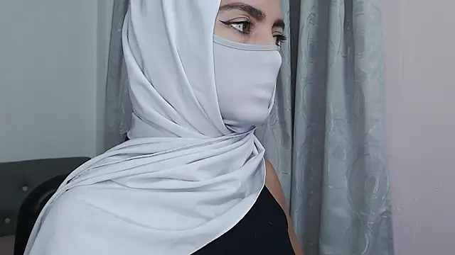 jade nassar online show from November 24, 2:11 am