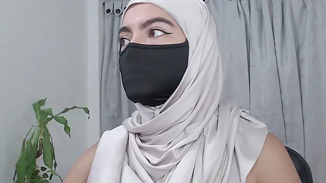 jade nassar online show from March 18, 7:06 pm