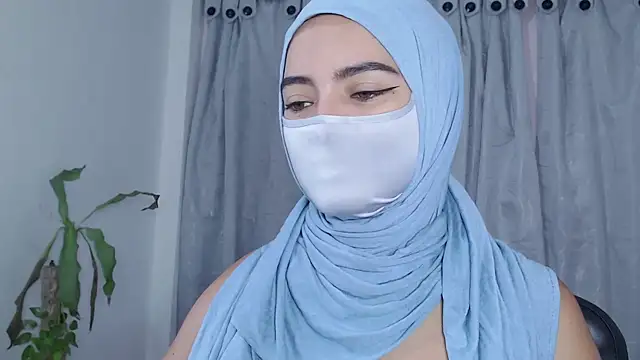 jade nassar online show from April 21, 8:12 pm