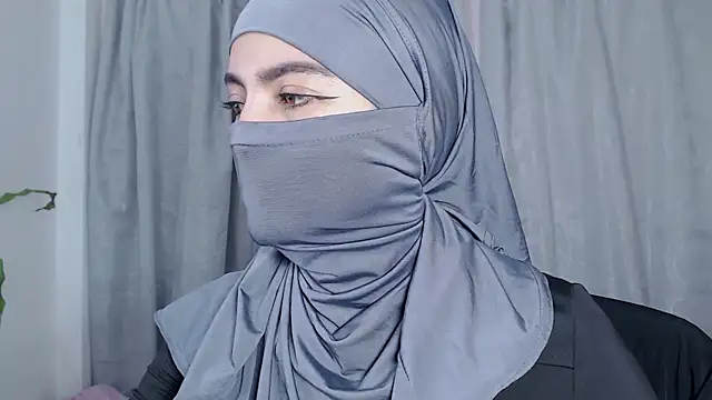 jade nassar online show from April 23, 12:23 am