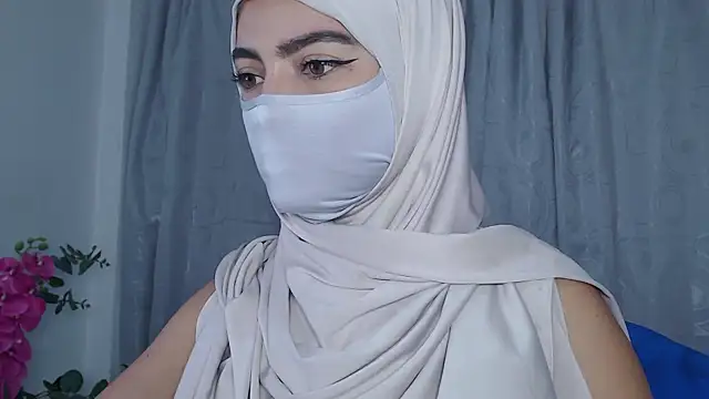 jade nassar online show from June 1, 10:22 pm