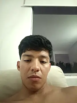 Snapshot of Danny5722 chatting on February 18, 4:19 am Danny5722 online show from February 18, 4:19 am