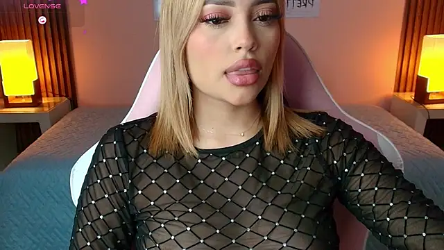  meliblue online show from December 4, 7:33 pm