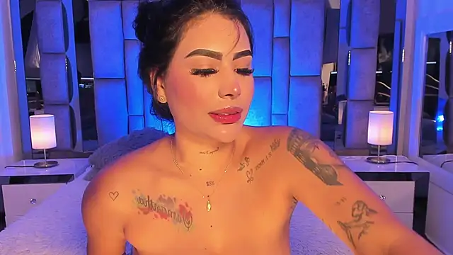 MaddyGray  online show from December 13, 7:53 pm