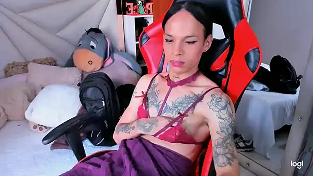 sara slut21 online show from December 9, 6:46 pm