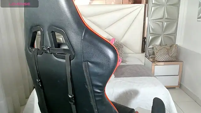 sara slut21 online show from January 15, 10:46 pm