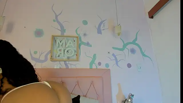 Snapshot of NoahPerez chatting on November 2, 9:28 pm NoahPerez online show from November 2, 9:28 pm