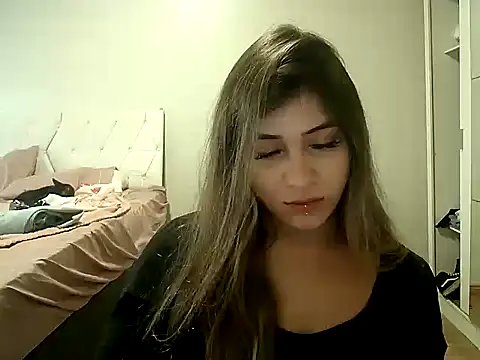 Becca B online show from April 18, 8:31 pm