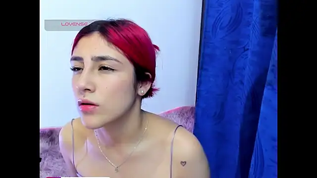 Snapshot of adahraa_younng chatting on October 1, 10:16 pm adahraa younng online show from October 1, 10:16 pm