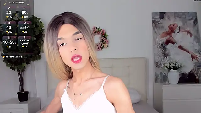 MadonnaRossi online show from April 22, 1:45 pm