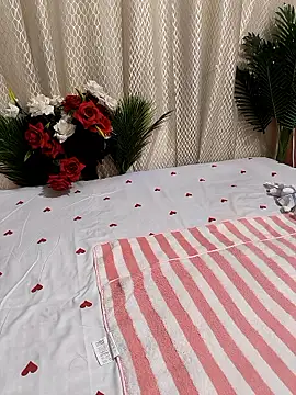 Shalu G online show from January 6, 5:49 pm