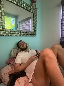 Alexitho25 online show from July 22, 9:50 pm