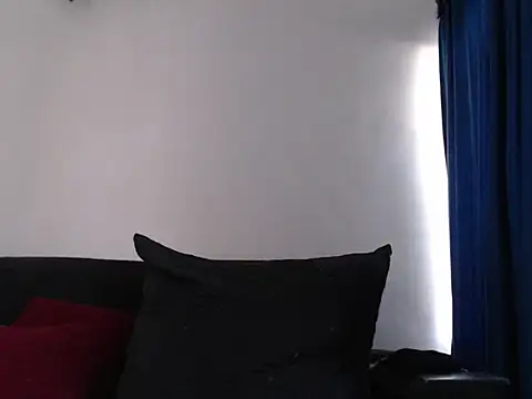 Snapshot of evilheart_69 chatting on October 2, 1:07 pm evilheart 69 online show from October 2, 1:07 pm