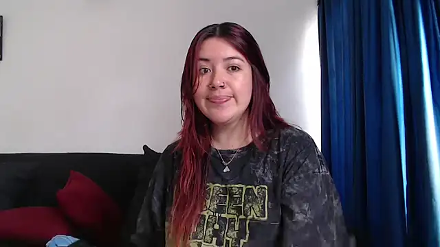 Snapshot of evilheart_69 chatting on October 8, 4:37 pm evilheart 69 online show from October 8, 4:37 pm