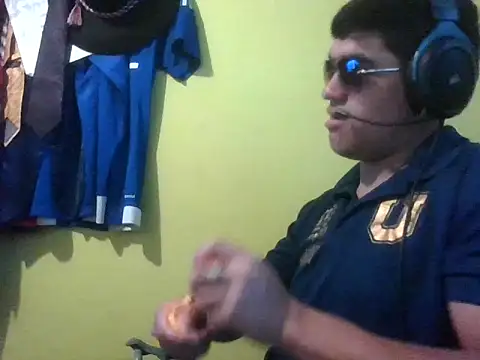 juanfritaa21 online show from September 28, 9:42 pm