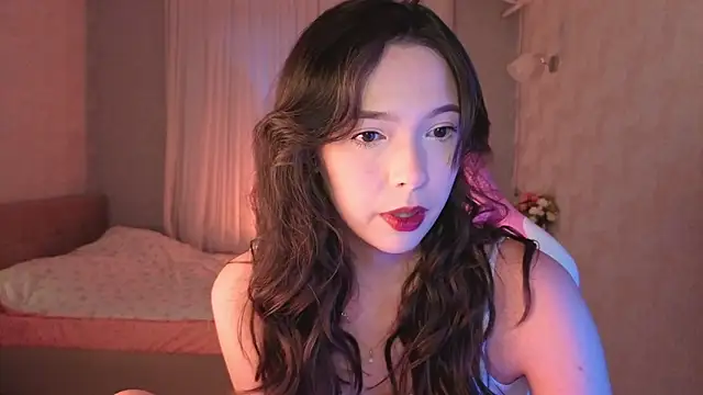 Snapshot of yuna_sunshy chatting on June 2, 12:23 am yuna sunshy online show from June 2, 12:23 am