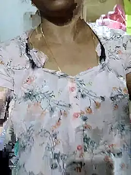 Snapshot of Varsha21 chatting on October 1, 9:37 am Varsha21 online show from October 1, 9:37 am