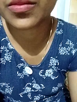 Snapshot of Varsha21 chatting on October 4, 3:10 pm Varsha21 online show from October 4, 3:10 pm