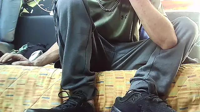 lovehairymature90 online show from November 10, 11:09 am