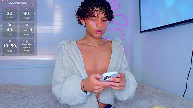 Aaron Wiinter online show from March 12, 7:42 pm