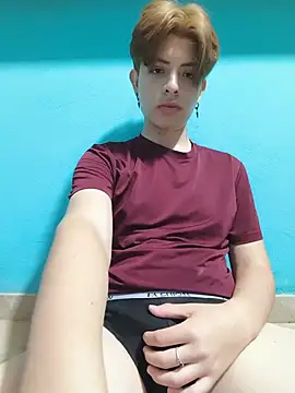 Snapshot of ethan_manovan chatting on July 12, 10:12 pm ethan manovan online show from July 12, 10:12 pm