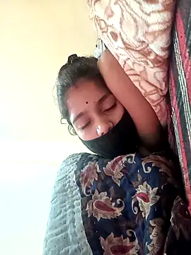 Snapshot of Basanti_143 chatting on November 6, 3:51 am Basanti 143 online show from November 6, 3:51 am