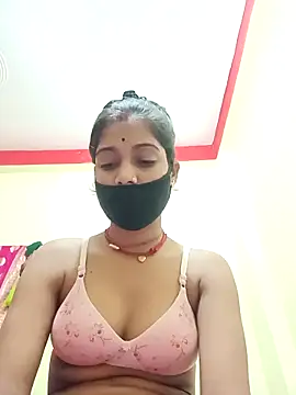 Snapshot of Basanti_143 chatting on December 4, 3:43 pm Basanti 143 online show from December 4, 3:43 pm