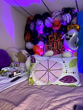 MiaRousexxx  online show from October 31, 1:17 am