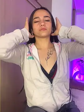 MiaRousexxx  online show from November 4, 4:22 am