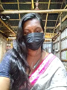 Snapshot of Tamildivya18 chatting on October 9, 3:59 am Tamildivya18 online show from October 9, 3:59 am