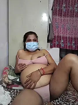 mature mimi online show from November 3, 6:09 pm