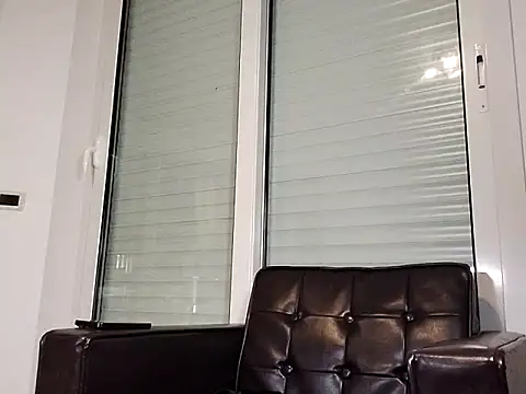 Snapshot of Vanis92 chatting on May 31, 7:15 pm Vanis92 online show from May 31, 7:15 pm