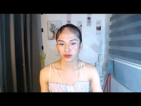 LauraSoHot online show from September 10, 1:22 pm