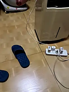 huanhuanaaaaa online show from November 30, 8:07 am