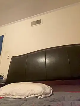 ThickDic28 online show from April 21, 4:12 pm