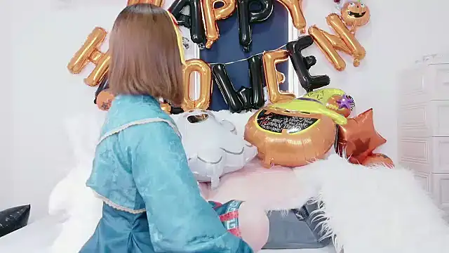 Snapshot of Rina_72 chatting on October 30, 4:47 am Rina 72 online show from October 30, 4:47 am