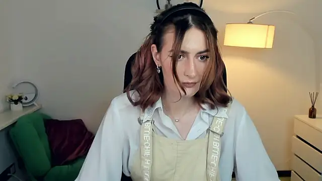 EasterBlink online show from November 25, 12:49 pm