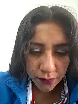 CAROLINE  07 online show from November 29, 1:25 pm