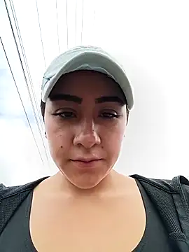 CAROLINE  07 online show from April 19, 12:48 pm