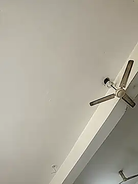 Snapshot of monty935 chatting on September 23, 5:43 am monty935 online show from September 23, 5:43 am